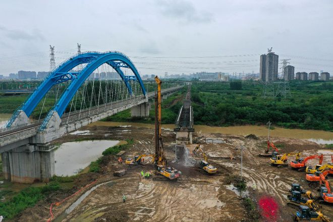 引江濟(jì)淮工程新篇章 最后一處鐵路改建工程開(kāi)工，網(wǎng)絡(luò)工程同步推進(jìn)